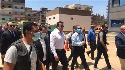 وزير الصحة يتفقد مستشفي طب الاسرة بنهطاي ضمن مشروعات حياة كريمة 