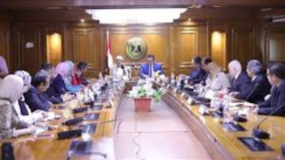 وزيرا التعليم العالي والبيئة يناقشان الترتيبات والاستعدادات لاستضافة مصر قمة المناخ «COP 27»