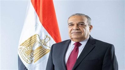 وزير الإنتاج الحربي يهنئ طلاب الأكاديمية المصرية للهندسة والتكنولوجيا المتقدمة لحصولهم على المركز الأول بمهرجان إبداع