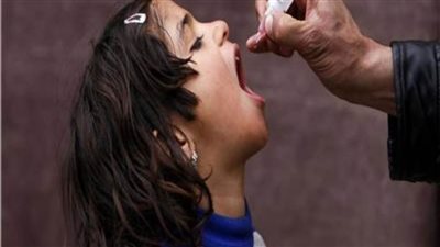 بسبب اكتشاف آثار شلل الأطفال .. بريطانيا تعلن حالة الطوارئ