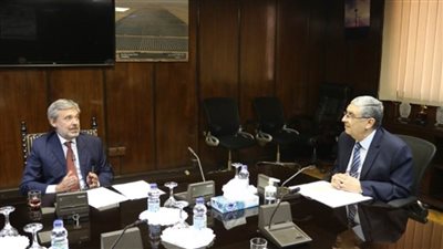 وزير الكهرباء يلتقي سفير إيطاليا بالقاهرة والمستشار الاقتصادي لبحث التعاون المستقبلي (صور)