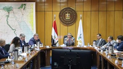 وزير القوى العاملة يرأس الاجتماع الأول للجنة التوجيهية للاستراتيجية الوطنية للتشغيل (صور)
