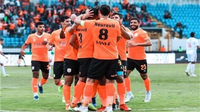 فاركو يتحدى الاتحاد في مواجهة مثيرة بالدوري