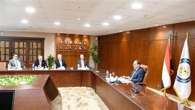 وزير البترول يبحث مع رئيس أبكس الأمريكية أنشطة الشركة في مصر وزيادة استثماراتها (صور)