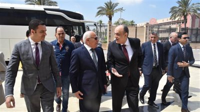 محافظ بورسعيد يستقبل لجنة المشروعات المتوسطة والصغيرة والمتناهية الصغر بمجلس النواب