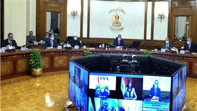 الحكومة: إقامة منطقة استثمارية بالشرقية ومحطة طاقة شمسية بقنا 