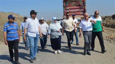 محافظ بورسعيد يتفقد أعمال تطوير ورفع كفاءة مشروعات الاسكان بمدينة بورفؤاد