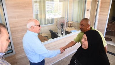 محافظ بورسعيد يهنئ العاملين بديوان عام محافظة بورسعيد بمناسبة حلول عيد الأضحي المبارك