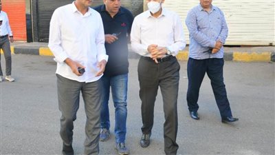 محافظ الغربية يفاجئ الوحدات المحلية .. موجها بتكثيف العمالة في وردية الفجر وصرف حوافز إضافية لهم 