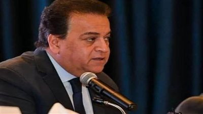 د. خالد عبد الغفار يستعرض تقريرًا عن استعداد جامعة برج العرب التكنولوجية لبدء الدراسة بها بالعام الدراسي الجديد 