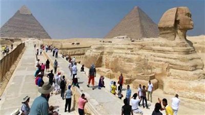 السياحة والآثار: 70 ألف زائر للأهرامات خلال أيام عيد الأضحى المبارك