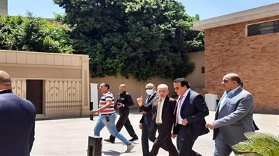 د. خالد عبد الغفار يتفقد مكتب التنسيق الرئيسي بجامعة عين شمس (صور)