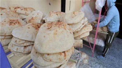 قرار جديد من التموين بشأن الدقيق المستخدم في الخبز المدعم والسياحي .. تعرف عليه 