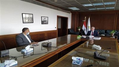 وزير الري: الإعداد لتنفيذ حملة نظافة كبرى من المخلفات بطول مجرى نهر النيل (صور)