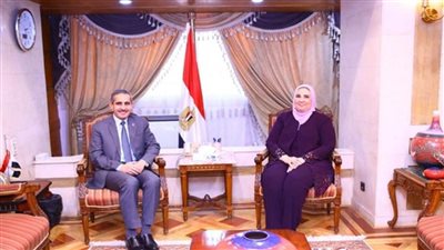 وزيرة التضامن تستقبل محافظ الغربية (صور)