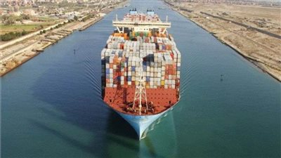 الفريق ربيع: عبور 89 سفينة بقناة السويس بإجمالي حمولات 5.2 ملايين طن 