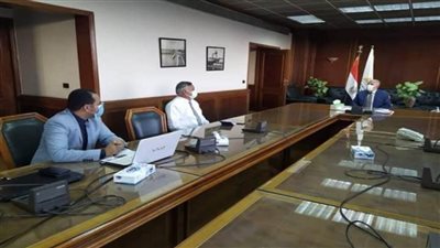 وزير الري يتابع موقف المشروعات المائية المنفذة بمحافظات الصعيد 