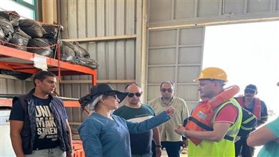 وزيرة البيئة تتفقد مركز السلام لمكافحة التلوث بالزيت (صور)