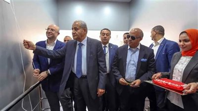 وزير التموين : «التجاري النموذجى» ببنى سويف أول مكتب يقدم خدمات اعتماد «الخارجية» 