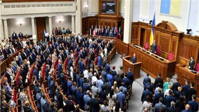 البرلمان الأوكراني يصوّت على زيادة الإنفاق العسكري لأوكرانيا 