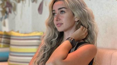 هنا الزاهد تتألق في أحدث ظهور بالعزف على البيانو | فيديو