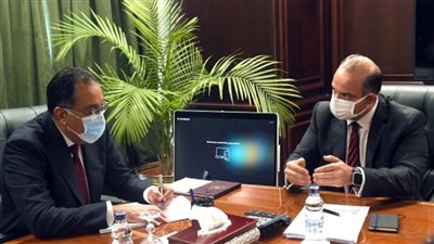 مدبولي: القطاع المالي غير المصرفي يلعب دورا محوريا في دعم نمو الاقتصاد المصري (صور)