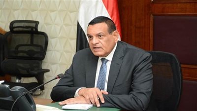 وزير التنمية المحلية يبحث مع مسئولي جهاز مشروعات الخدمة الوطنية للقوات المسلحة المشروعات التنموية الجارية بالمحافظات (صور) 