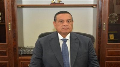 وزير التنمية المحلية يصدر أول حركة تنقلات تضم 23 قيادة محلية في عدد من المحافظات