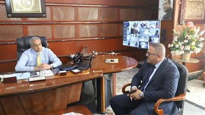 وزير القوى العاملة لبنك الرافدين: تسهيل الحصول على مستحقات المصريين بالعراق (صور)