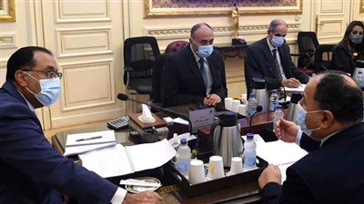 إجراءات توفير التمويل اللازم للسلع الاستراتيجية وبرامج الحماية الاجتماعية