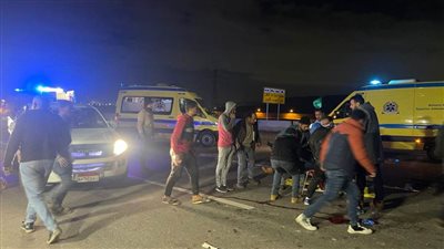 مصرع وإصابة 15 شخصا في حادث انقلاب ميكروباص بالوادي الجديد