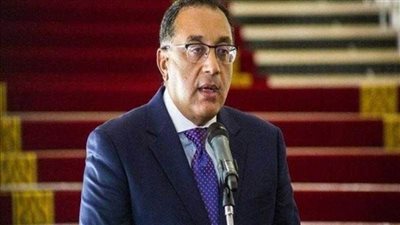 عاجل | الحكومة تكشف حقيقة صدور قرار برفع أسعار الدولار الجمركي