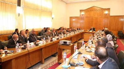 وزير الري: الكفاءة المعيار الأساسى في تقييم قيادات الوزارة والعاملين بها (صور)