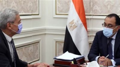 رئيس الوزراء يتابع عدد من ملفات عمل هيئة الشراء الموحد
