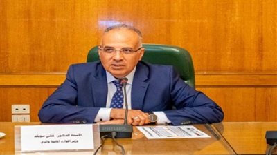 وزير الري: الري الحديث جزء من منظومة الري المتكاملة ويجب دراسته من جميع الأبعاد (صور)