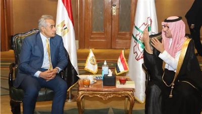 وزير العمل السعودي يناقش أوضاع العمالة المصرية بالمملكة وسبل تأهيلها 