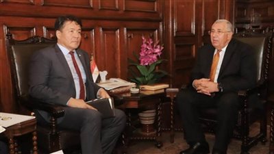 وزير الزراعة يبحث مع مدير المنظمة الإسلامية للأمن الغذائي تعزيز التعاون (صور)