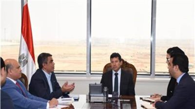 وزير الرياضة يبحث الاستعدادات لانطلاق كأس حياة كريمة 