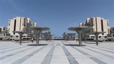 وزارة الإسكان تنظم جولة لأساتذة وطلاب الجامعة الأمريكية بالقاهرة بالمشروعات المختلفة بمدينة العلمين الجديدة (صور)