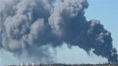 عاجل.. اندلاع حريق في أكبر سوق عالمي في باريس 