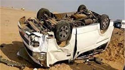بالأسماء: إصابة 8 أشخاص في انقلاب سيارة بطريق العلمين 