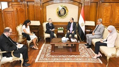 وزير التجارة يستقبل سفير البرازيل في القاهرة (صور)