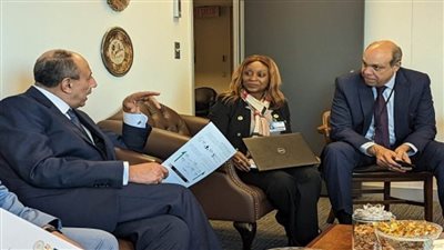 وزير الطيران يلتقي رئيس المجلس الدولي للمطارات وأمين عام المفوضية الإفريقية للطيران (صور)