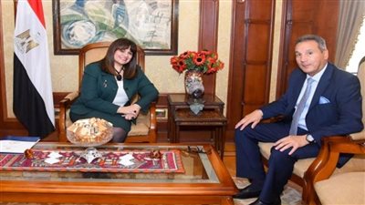وزيرة الهجرة تستقبل رئيس مجلس إدارة بنك مصر (صور)