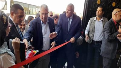 3 وزراء ومحافظ يفتتحون مركز التنمية المستدامة بالوادي الجديد 