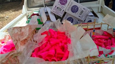 بالصور..ضبط حلوى مولد مجهولة المصدر وبدون فواتير في الأقصر