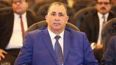 نقيب المحامين يتابع أعمال تطوير نادي سمنود في طنطا