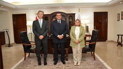 وزير التنمية المحلية يستقبل الممثل المقيم لبرنامج الأمم المتحدة الإنمائي في مصر (صور)