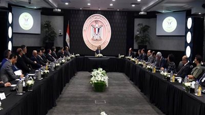 رئيس الوزراء يؤكد عمق وقوة العلاقات بين مصر والكويت وحرص الحكومة على زيادة الاستثمارات الكويتية في مصر (صور)