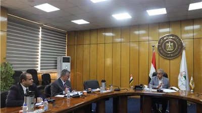 وزير القوى: حريصون على لائحة استرشادية في قطاع الأعمال العام 